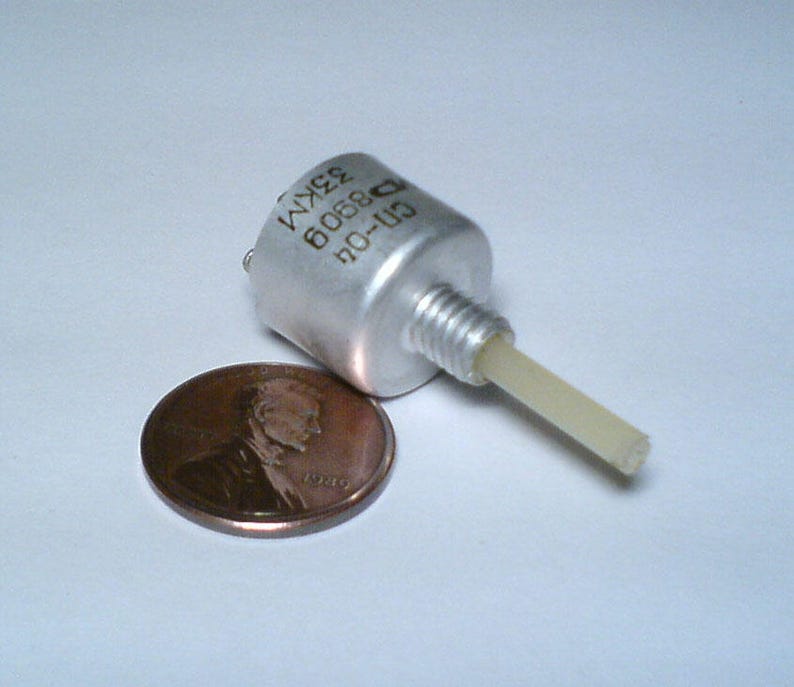 Lot of 100 vintage russian carbon potentiometers 33KOhm trimming resistor Original packing