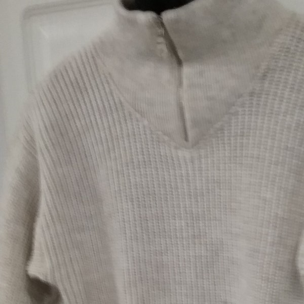 Pulli, Troyer- Pullover, Halb-Patent, Farbe natur- beige, Größe XXS/ 140/ 10,Rippenmuster, Maßangabe, anno 1990, Vintage