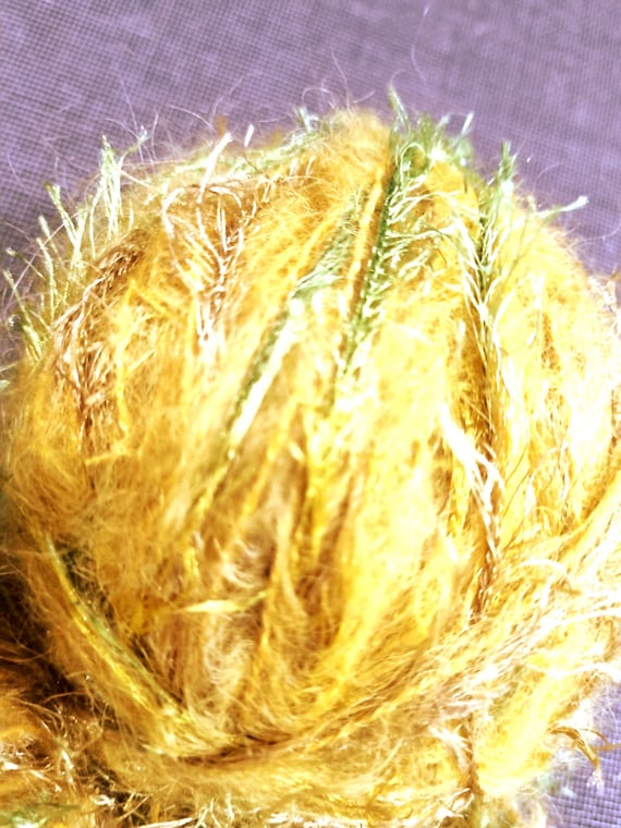 Wool, designer yarn blend, hand-wound, for casual crafts, e.g., vests, knitted shirts, crocheted tops, various fiber types, vintage wool