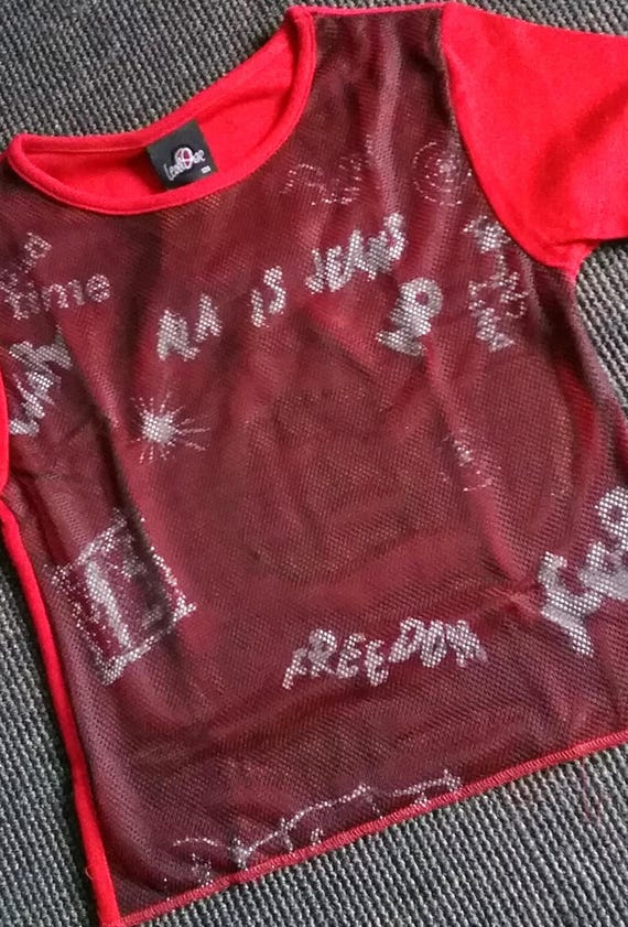Sale 30% T-shirt, short sleeve, graphic mesh details, red-black, cotton, short size, girls, Level One, Vintage