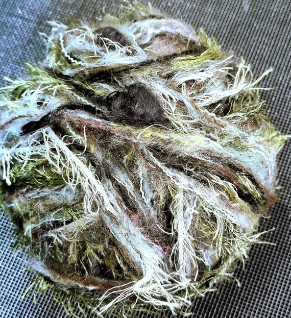 Wool, designer yarn mix, decorative yarn/accent yarn, for stripes, edges, patchwork, and much more. Various fiber types, hand-wound, vintage wool.