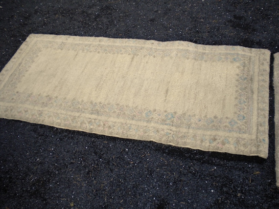 Carpet runner/bridge, "DISCOUNT", high-quality, handmade, 83 cm x 1.36 cm, custom-made, vintage