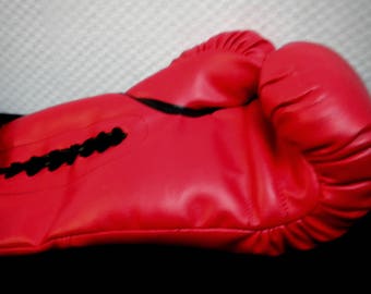 Promotional item Bad+Mad Logo 1 red boxing glove 90s ca. 33 cm x 18 cm Cult brand ca. 1990s Real rarity Collecting Vintage