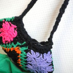 Shoulder bag, crocheted, granny square style, carrying cords, material mix, black-pink-purple-green-turquoise, vintage retro look image 4