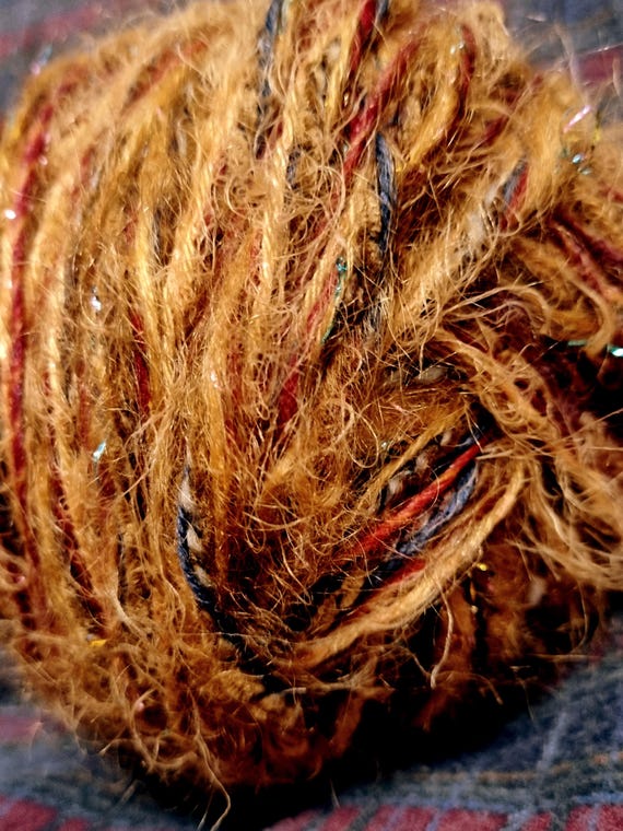 Wool, designer yarn mix, decorative yarn/accent yarn, effects, stripes, shoulder yokes, patchwork, other, hand-wound, vintage wool