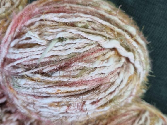 Wool, designer yarn mix, accent yarn/effect yarn, pink-multicolored, soft fringes, e.g. for tank tops, vests, hand-wound, vintage wool