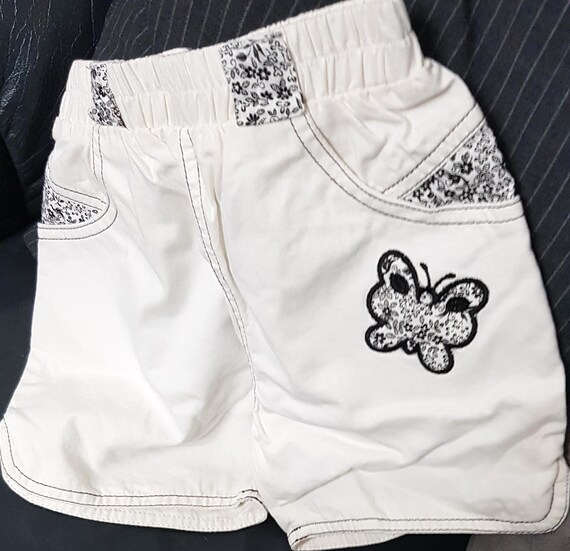 Sale 30% shorts, shorts, cotton, white with motifs, butterfly + flower, black/ fabric details, kids, girls, Zaspel, vintage