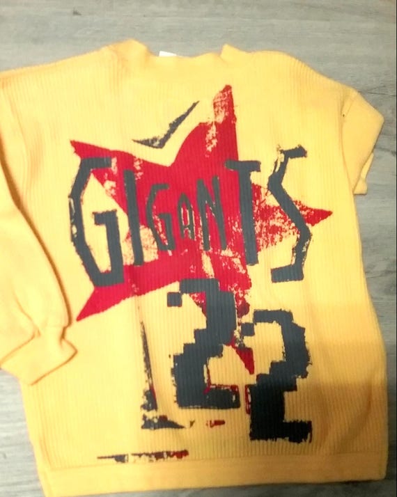 Sale 30% sweater, sweatshirt, graphic on both sides, Gigant, yellow-red-grey-black. ribbed, boys, Marc Brown, vintage