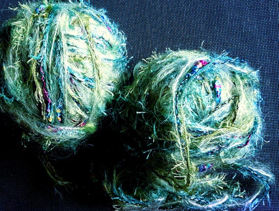 Wool, designer yarn mix, accent yarn/ novelty yarn/ green-multicolored, like patterns, for casual handicrafts, fringes/ bobbles, vintage wool
