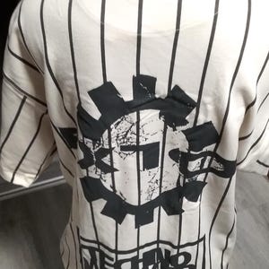 Sale 30% T- Shirt, Kurzarm, Henley, Polo-Art, Grafik- Rücken-Techno Worker, natur-anthra,Rundhals,Gender, BIG- Format, BOY EX 10, Vintage