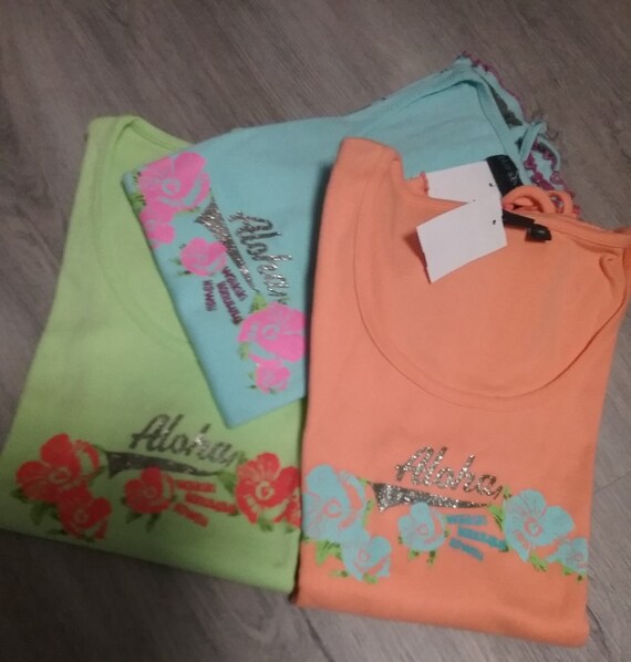 Sale 30% tank top, sleeveless T-shirt, graphic aloha, Hawaii, Honolulu, Waikiki, turquoise + orange + green, girls, women, Blue Seven, Vintage