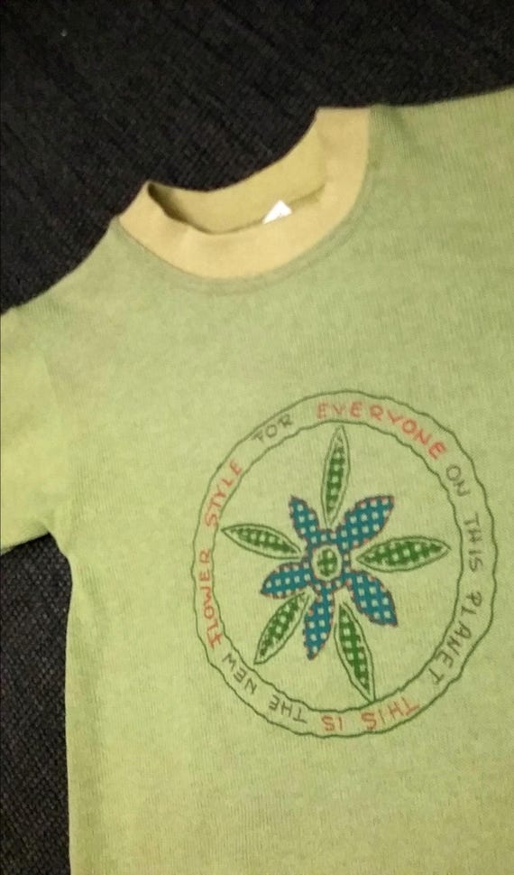 Sale 30% Sweater, knitted sweater, graphic wreath flower, long sleeves, slightly flared top, girls, Peppino, Vintage