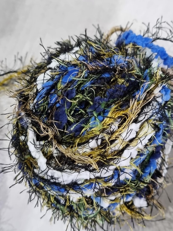 Wool, designer yarn mix, chunky wool, accent yarn/extra soft/ black/white/blue/multicolored, hand-wound for home accessories, vintage wool