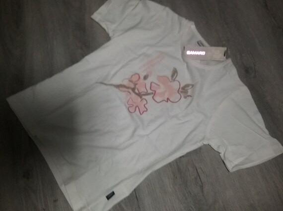Sale 30% T-shirt, short sleeve, graphic oriental-style flowers, natural-apricot-beige-burgundy, cotton, girls, Camaro, vintage