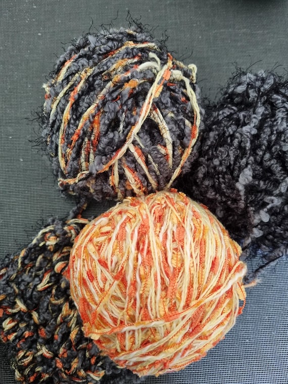 Wool, designer yarn mix, for adding accents, e.g. for casual handicrafts, scarves/other small items/, hand-wound, vintage wool