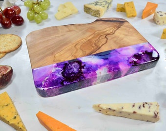 Olive Wood Cheese Board 21cm - Purple Kitchen Decor - Housewarming Gift Ideas