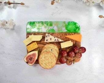 Cheese Board Olive Wood 21cm - 5th Anniversary Gift Ideas - Green Kitchen Decor