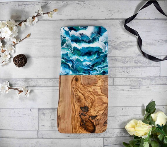 Large Olive Wood Cheese Board 40cm | SALE - Imperfect Board - Does Not Sit Flat