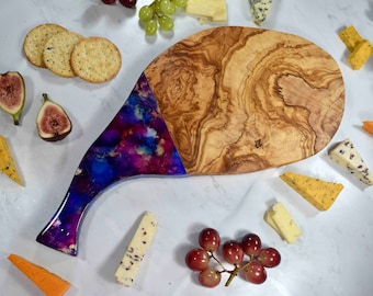 Purple Resin Cutting Board - Mothers Day Gift Ideas - Olive Wood Cheese Board