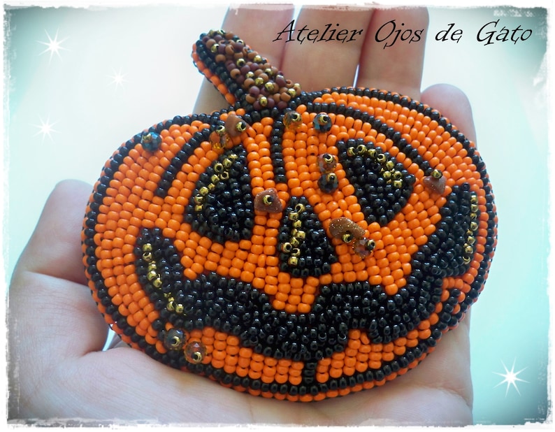 Pumpkin Brooch-Bead Embroidery
