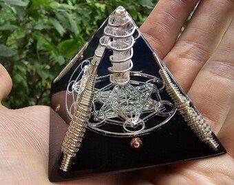 Mini Metatron Stargate Orgonite pyramid, orgone pyramid, energy tool, meditation tool, energy cleaner, Chakra