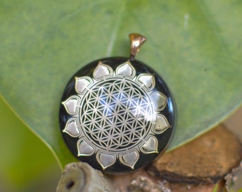 Orgonite® Pendant - Sun Flower of Life orgone amulet pendant with quartz crystal. EMF Protection against cell phone radiation