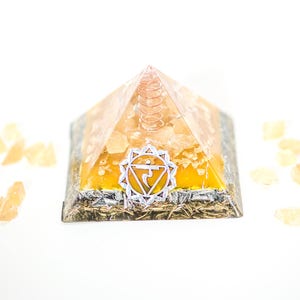 Medium Pyramid Chakra Series with Yellow Calcite, Solar Plexus Chakra
