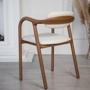 Mosso Commfort Chair - Walnut