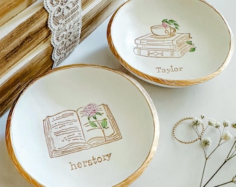 Personalized Jewelry Dish: Book Lover Gift, Book Exchange Gift, Personalized Book Club Gift, Avid Reader Gift, Bookshelf Decor, Name Jewelry