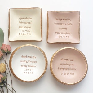 Regalo de bodas para la madre de la novia / Regalo de bodas para la madre del novio / Regalo para la suegra / Regalo personalizado para mamá Plato para anillos
