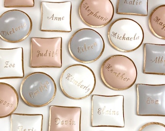 Personalized Ring Dish / Name Jewelry Dish / Bridesmaid Gift / Gift for Mom / Personalized Name Gift for Her /