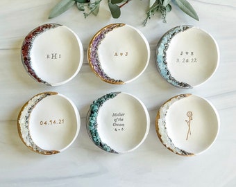 Mother of the Bride Gift / Mother of the Groom Gift / Engagement Gift / Birth Flower Gift / Wedding Gift / Monogram / Date and Initials