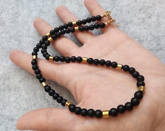 Hämatit-Halskette für Herren, Choker-Halskette, minimalistische Perlenkette im brutalistischen Stil, Edelsteinschmuck für Männer, Schutzkette, Geschenk für den Ehemann