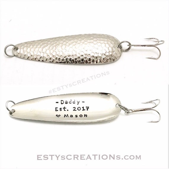 Dad's Personalized Fishing Lure With Kids Names and the Year Dad