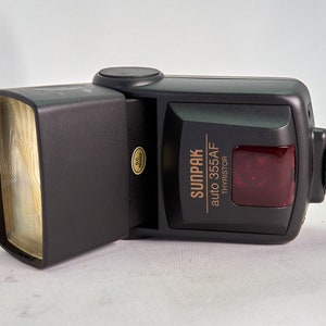 Sunpak 355 AF Bounce Flash for Nikon with Zoom Head
