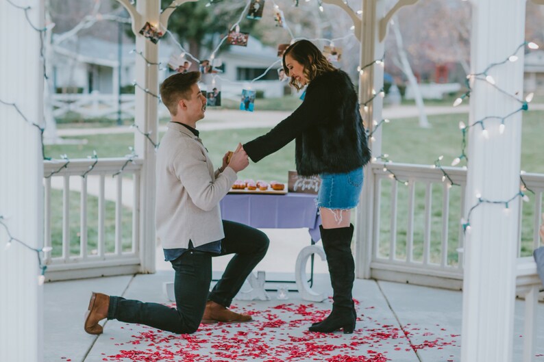 Wedding Proposal Petals. 30 Cups. Red Rose Petals. Marry Me. Etsy