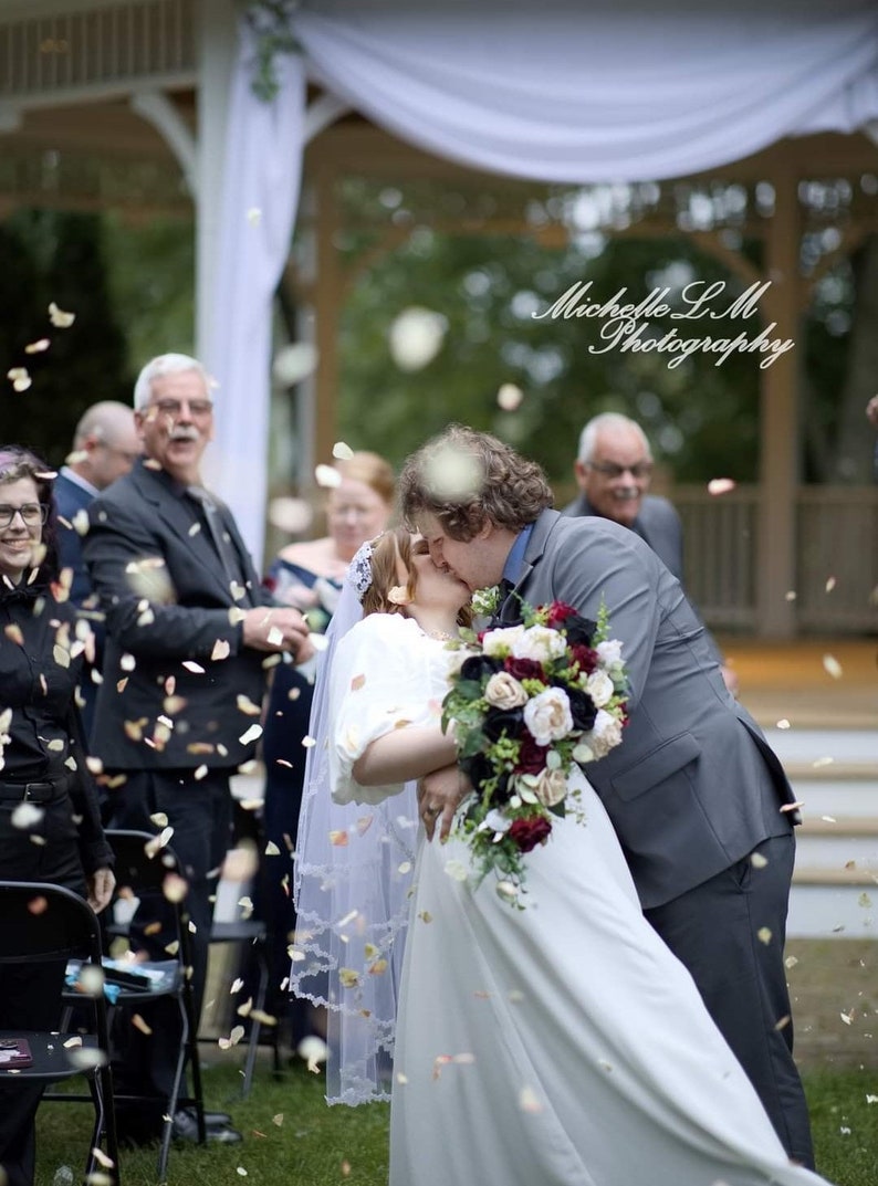 Rose Petals Pale Pink: Biodegradable Confetti. 100 Cups Freeze Dried, Natural Wedding Confetti. USA Grown. image 7