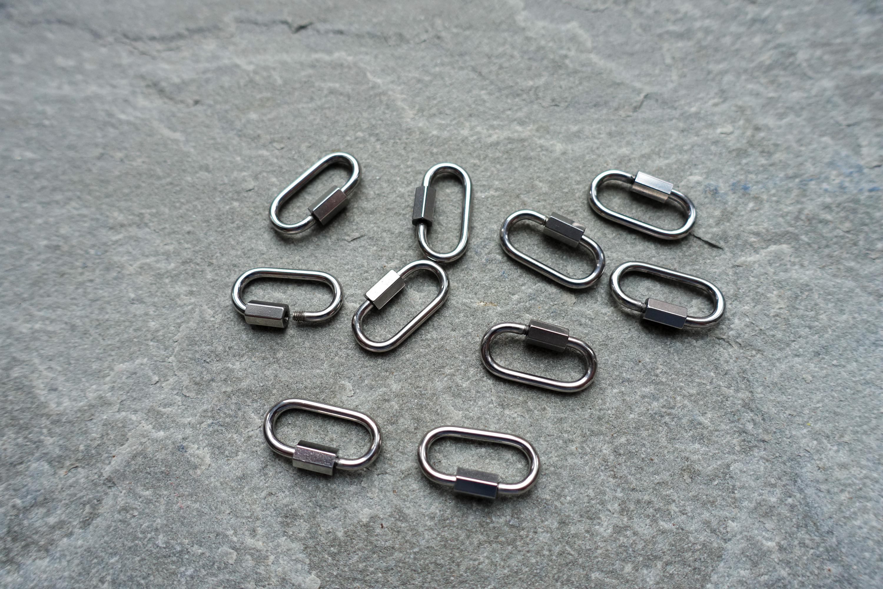 ステンレススチール製スクリューカラビナロックチャーム、楕円形コネクタ、クラフト用品（英国） - Etsy 日本