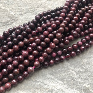 5 Sizes - Natural Red Garnet Round Beads, 10 pcs or strand, 4mm 5mm 6mm 8mm 10mm gemstone round  beads