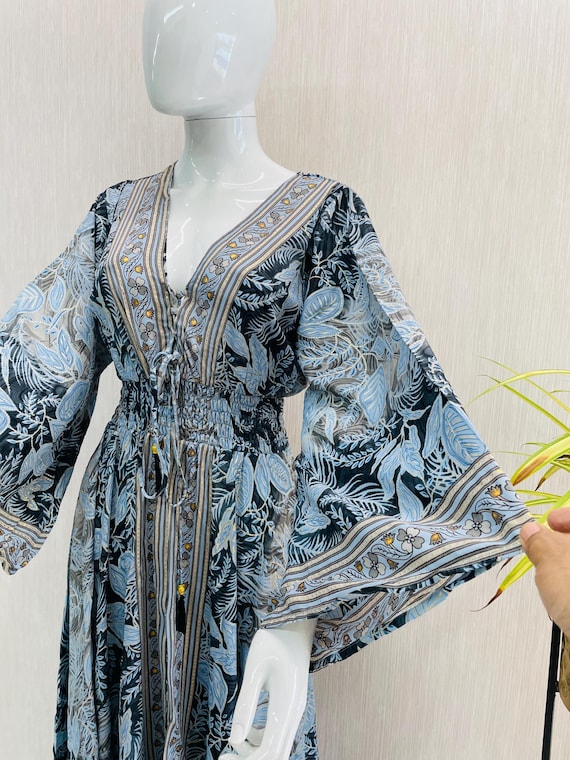 indian silk maxi dress Wrap Silk Dress, Maxi Dress, Indian Silk, Boho Style, Ibiza Dress, Long Dress