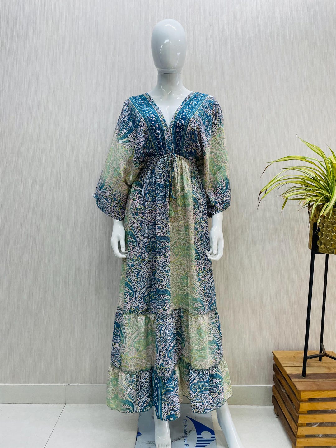 chinese dress ladies Waimari Oasis Maxi Dress White