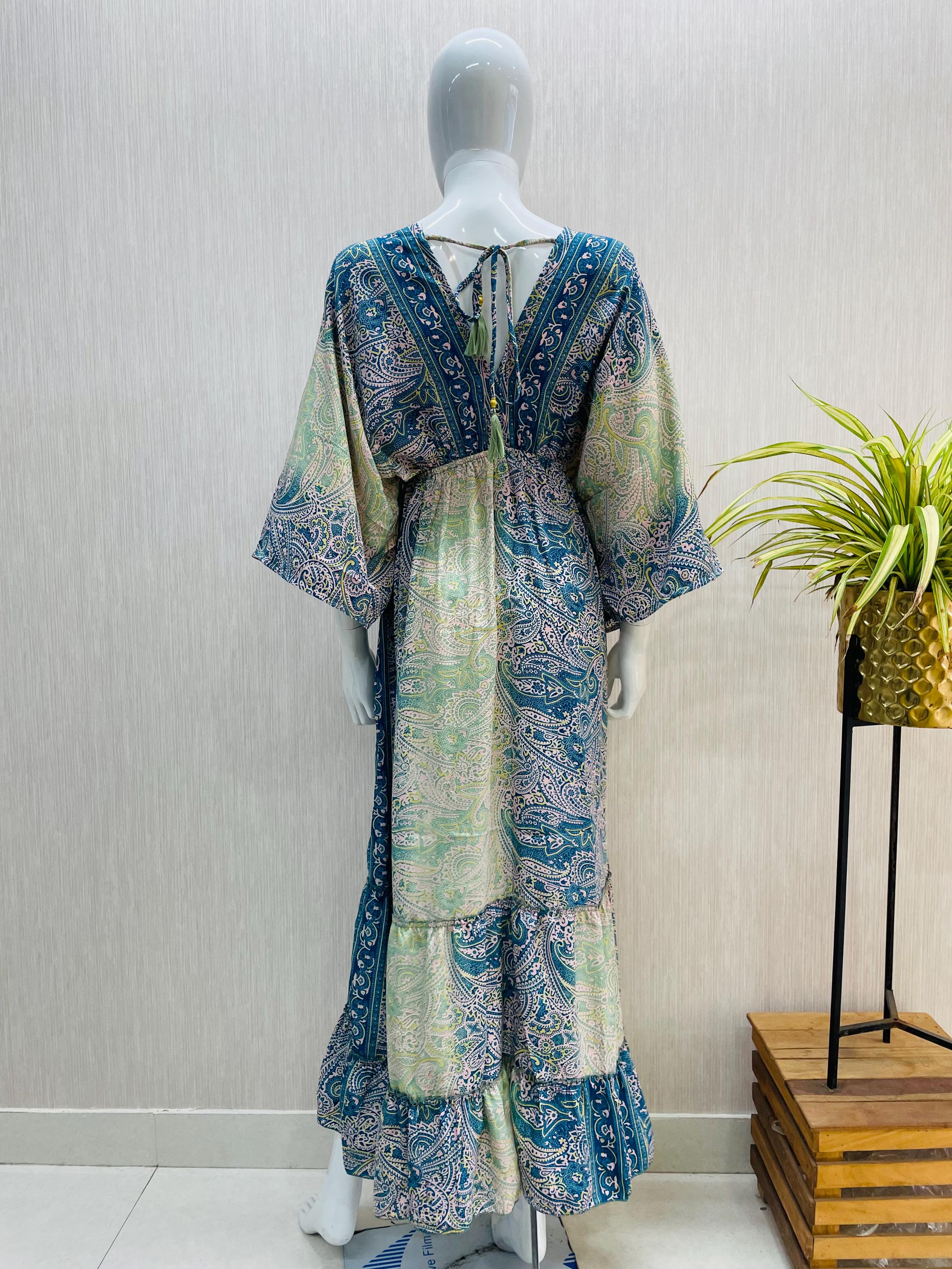 indian silk boho dress Maxi Dress: Women's Floral One Size Dresses Gift for Her Size:14 Years 80s Shirts for Men Profile:GIRLY GIRL Perfect for bridal wear