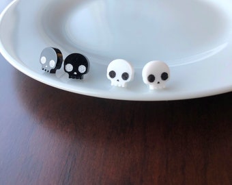 Skull Earring Studs, Skull Studs, Skull Jewelry, Skeleton Earrings, Halloween Stud Earrings, Acrylic Skull Earrings, Halloween Themed Studs