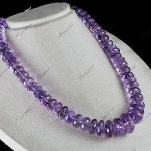 Natürliche Amethyst facettierte runde Perlen-Halskette | 1 Layer, 1005 Karat Große Lila Edelstein-Halskette