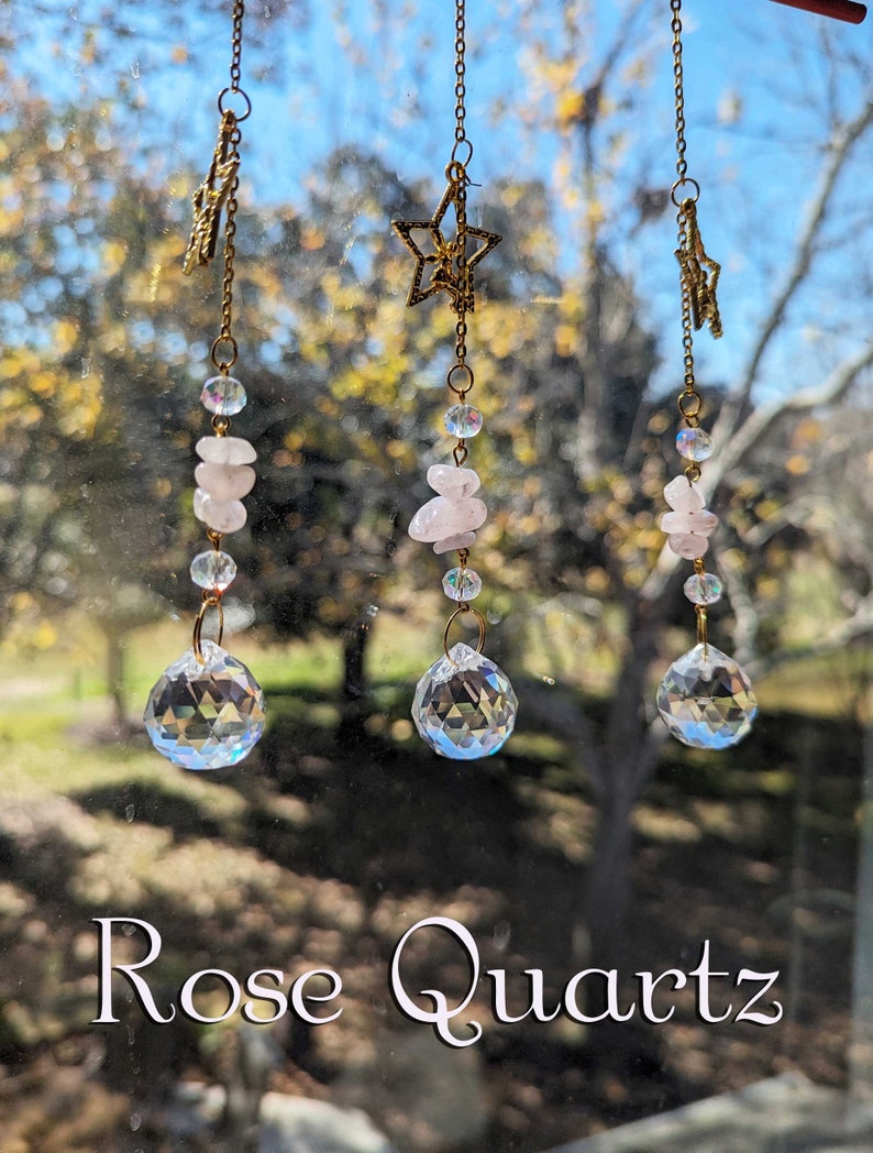 Fairy Crystal Suncatcher, Suncatcher Crystal w/ Natural Raw Stones, Crystal Prism Suncatcher, Rainbow Maker Window Decor, Fairy Suncatcher, Amethyst Suncatcher, Gemstone Suncatcher, Prism Light, Rainbow Suncatcher #suncatcher #Crystalsuncatcher