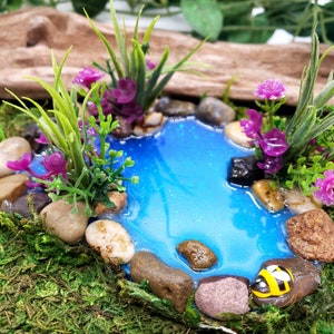 Fairy Garden Pond, Miniature Pond, Fairy Garden Accessory, Miniature Garden Pond, Fairy Garden Bog, Miniature Garden Accessory, Fairy Garden

Wee World Construction