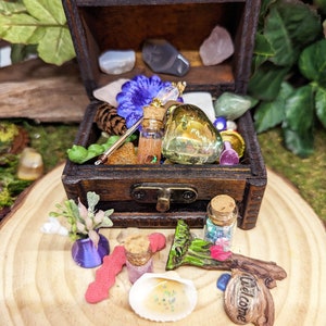 Treasure Box full of Fairy Trinkets and Curiosities, Fairy Trinkets Scoop, Miniature Trinket Scoop, Fairy Confetti Scoop, Fairy Miniatures