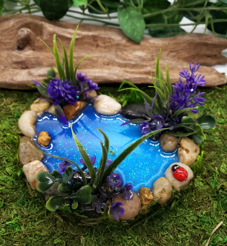 Fairy Garden Pond, Miniature Pond, Fairy Garden Accessory, Miniature Garden Pond, Fairy Garden Bog, Miniature Garden Accessory, Fairy Garden

Wee World Construction