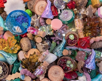 Fairy Garden Accessories and Miniature Trinket Scoop, Scoop full of Tiny Whimsical Trinkets & Curiosities, Fairy Cottagecore Confetti Scoop