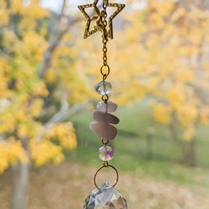 Fairy Crystal Suncatcher, Suncatcher Crystal w/ Natural Raw Stones, Crystal Prism Suncatcher, Rainbow Maker Window Decor, Fairy Suncatcher, Amethyst Suncatcher, Gemstone Suncatcher, Prism Light, Rainbow Suncatcher #suncatcher #Crystalsuncatcher